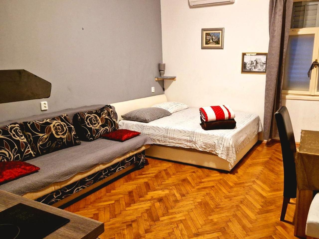 Central Jardin Guest House Spalato Esterno foto