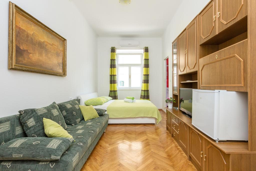 Central Jardin Guest House Spalato Camera foto